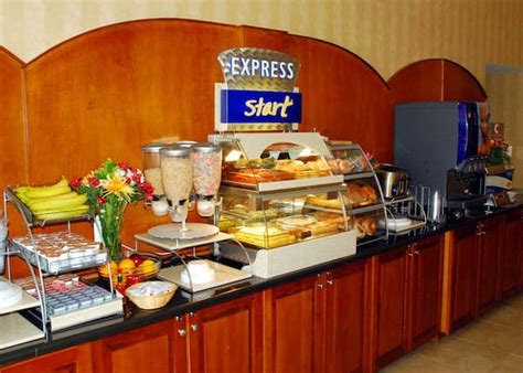 Breakfast hours at holiday inn express - Official site of Holiday Inn Express & Suites St. Petersburg North (I-275). Stay Smart, rest, and recharge at Holiday Inn Express - Best Price Guarantee. ... Breakfast at Holiday Inn Express & Suites St. Petersburg North (I-275) is available from 6:30 AM to 9:30 AM. ... or we’ll match it and give you five times the IHG® Rewards Club points ...